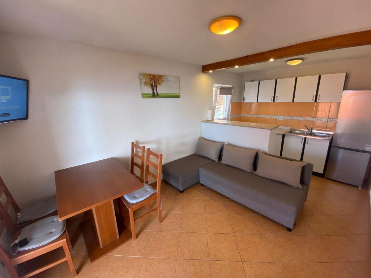 Seaside Secluded Apartments Cove Tvrdni Dolac, Hvar - 12655 Gdinj Ngoại thất bức ảnh
